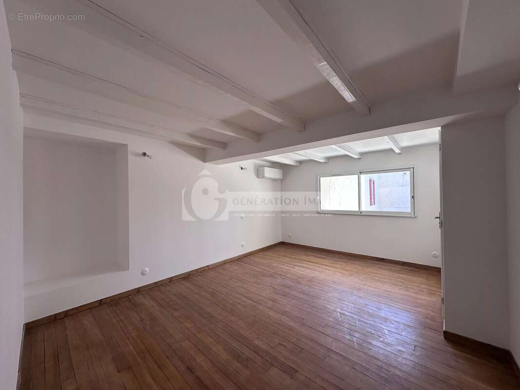 Appartement à EYRAGUES