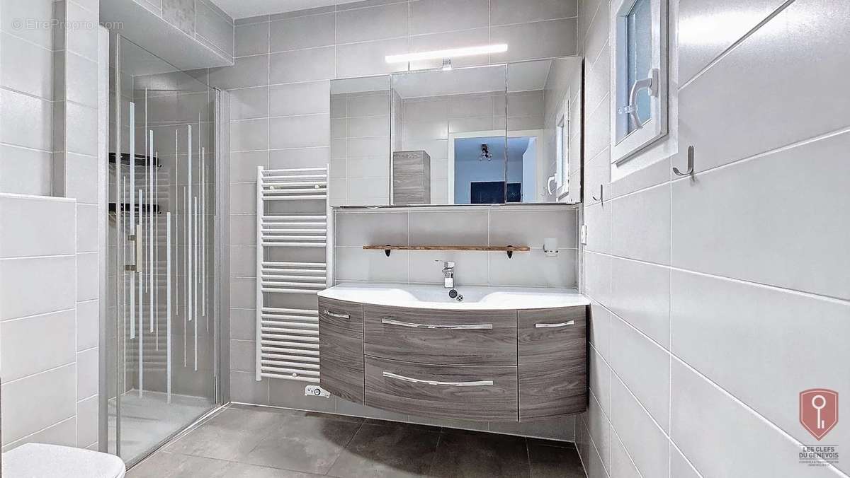 Appartement à SAINT-JULIEN-EN-GENEVOIS