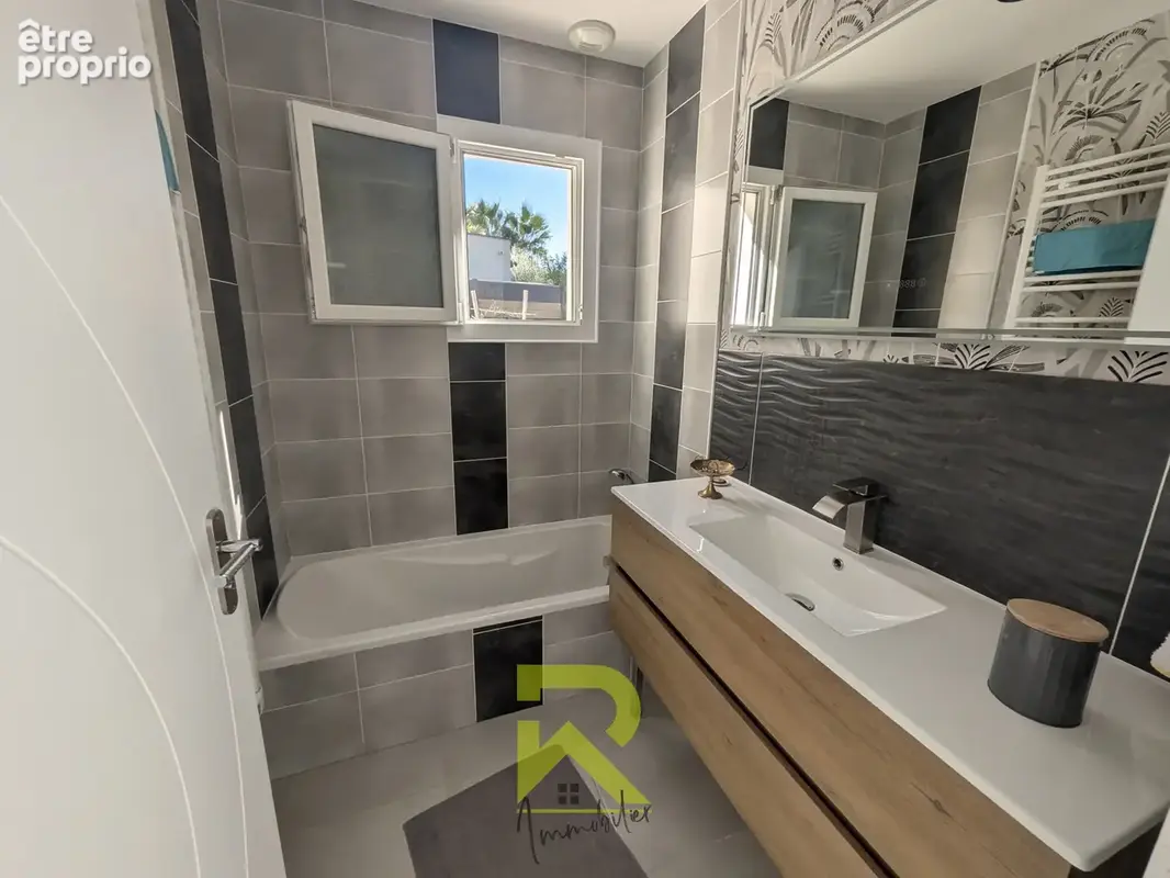 Agde   villa 3 chambres avec jardin, deux terrasses et garage - photo 6