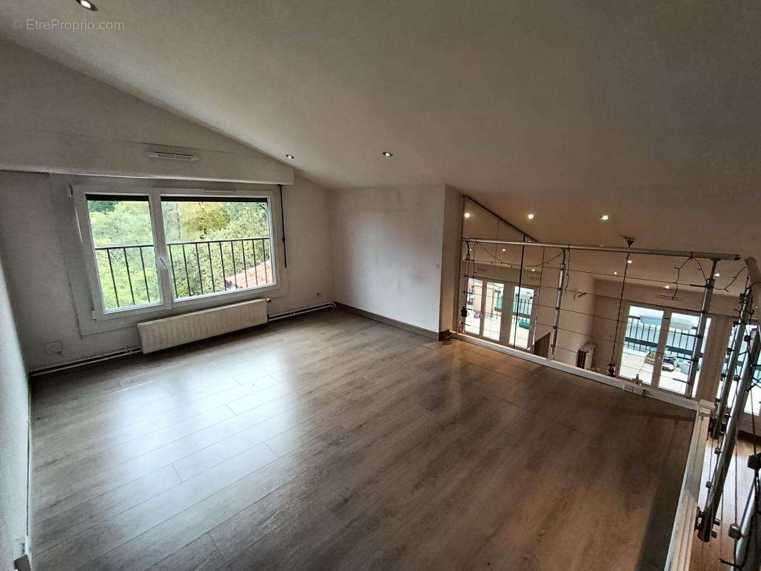 Appartement à RAMONVILLE-SAINT-AGNE