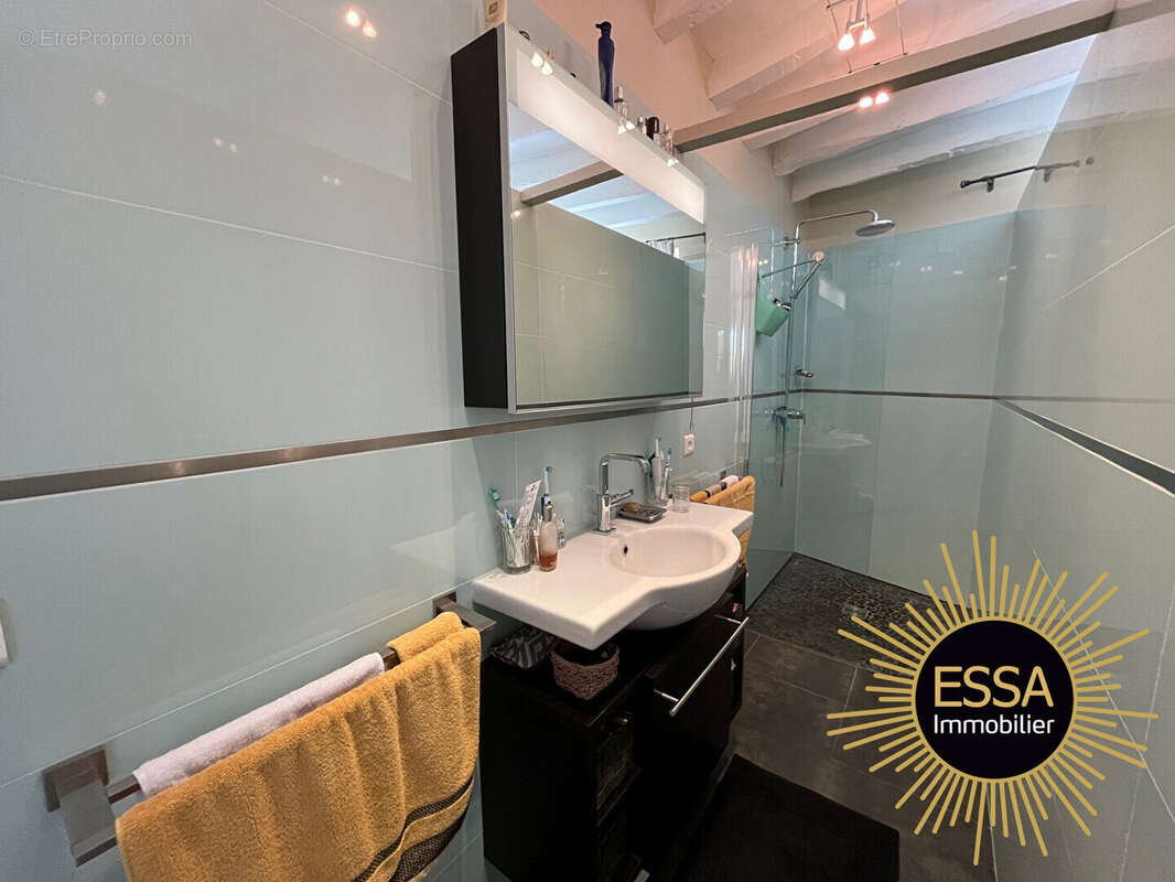 Maison à CRESPIERES