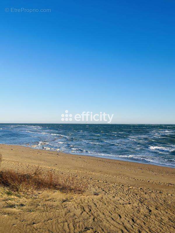 Maison à LA BREE-LES-BAINS