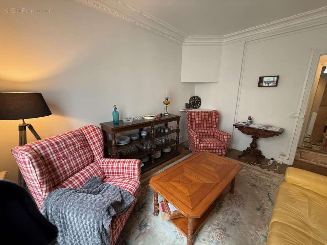 Appartement à PARIS-19E