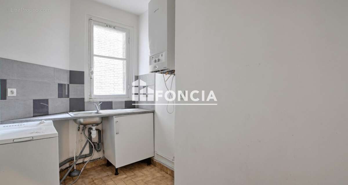 Appartement à PARIS-14E