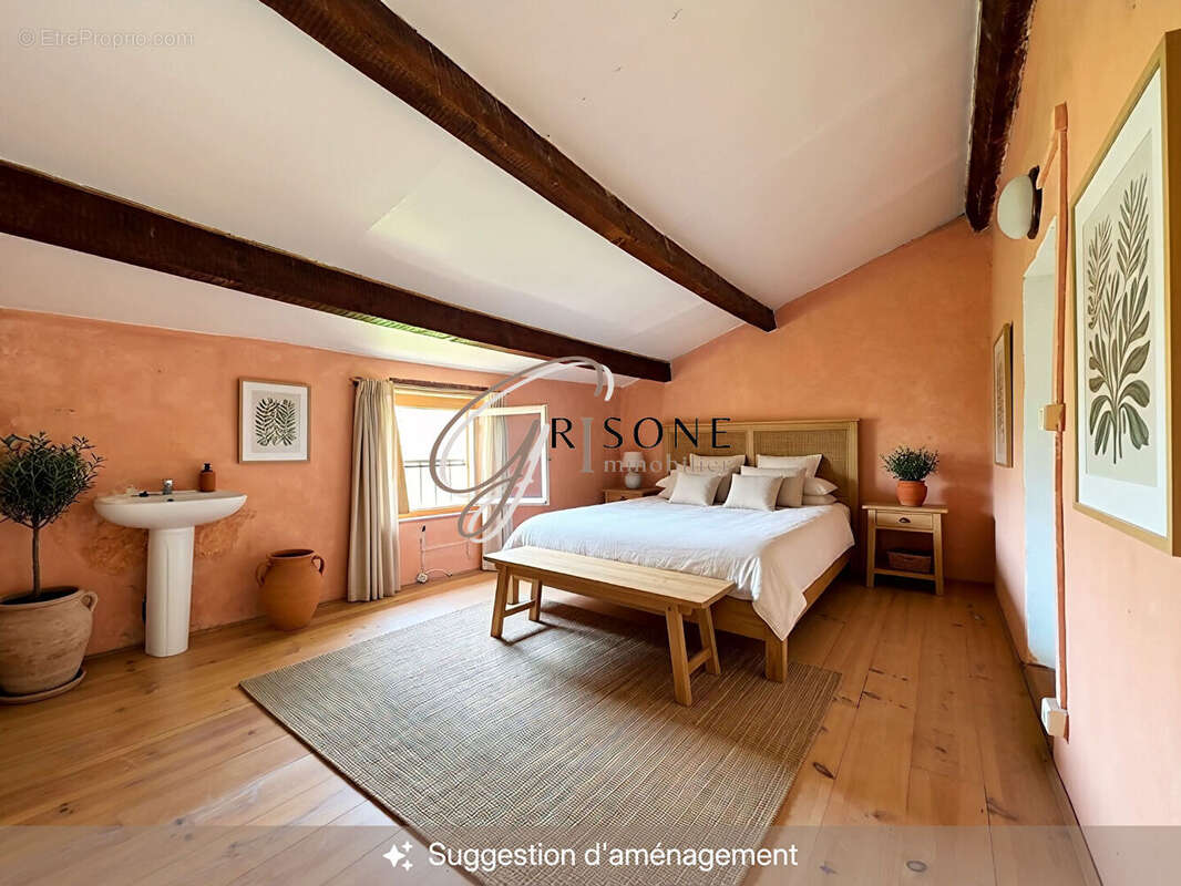 Maison de village authentique de 150 m² à Six-Fours-les-Plages - photo 13