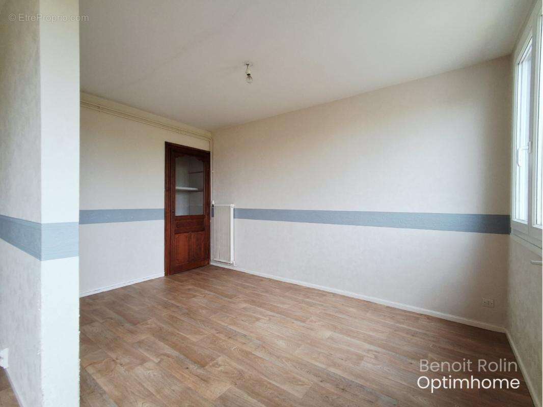 À découvrir sans tarder – superbe f4 de 73 m² avec garage de 22 m²+cave - photo 6
