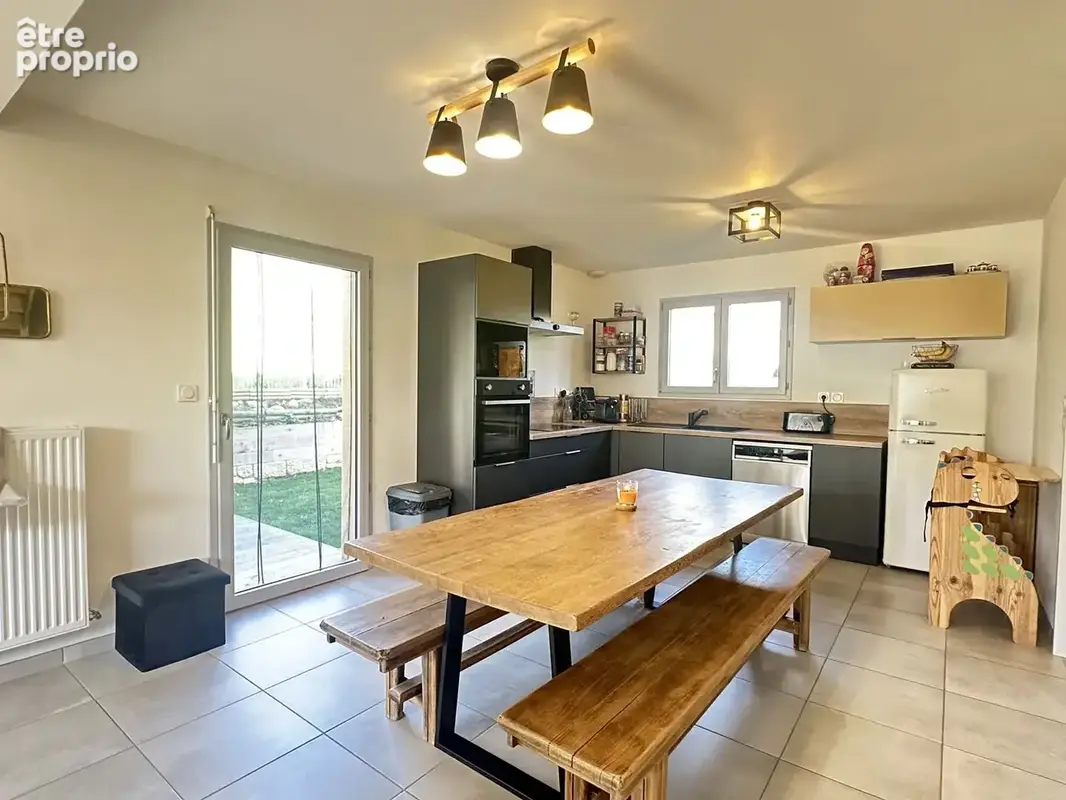 Maison 4 pièces 92 m² à vendre à Chatte (38160) - photo 2