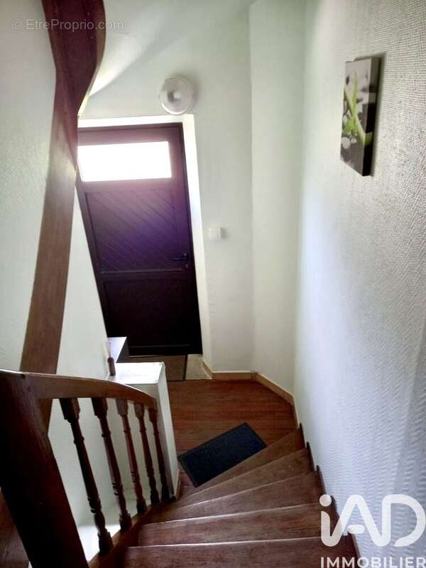 Appartement 66 m² à Mereville  - photo 2
