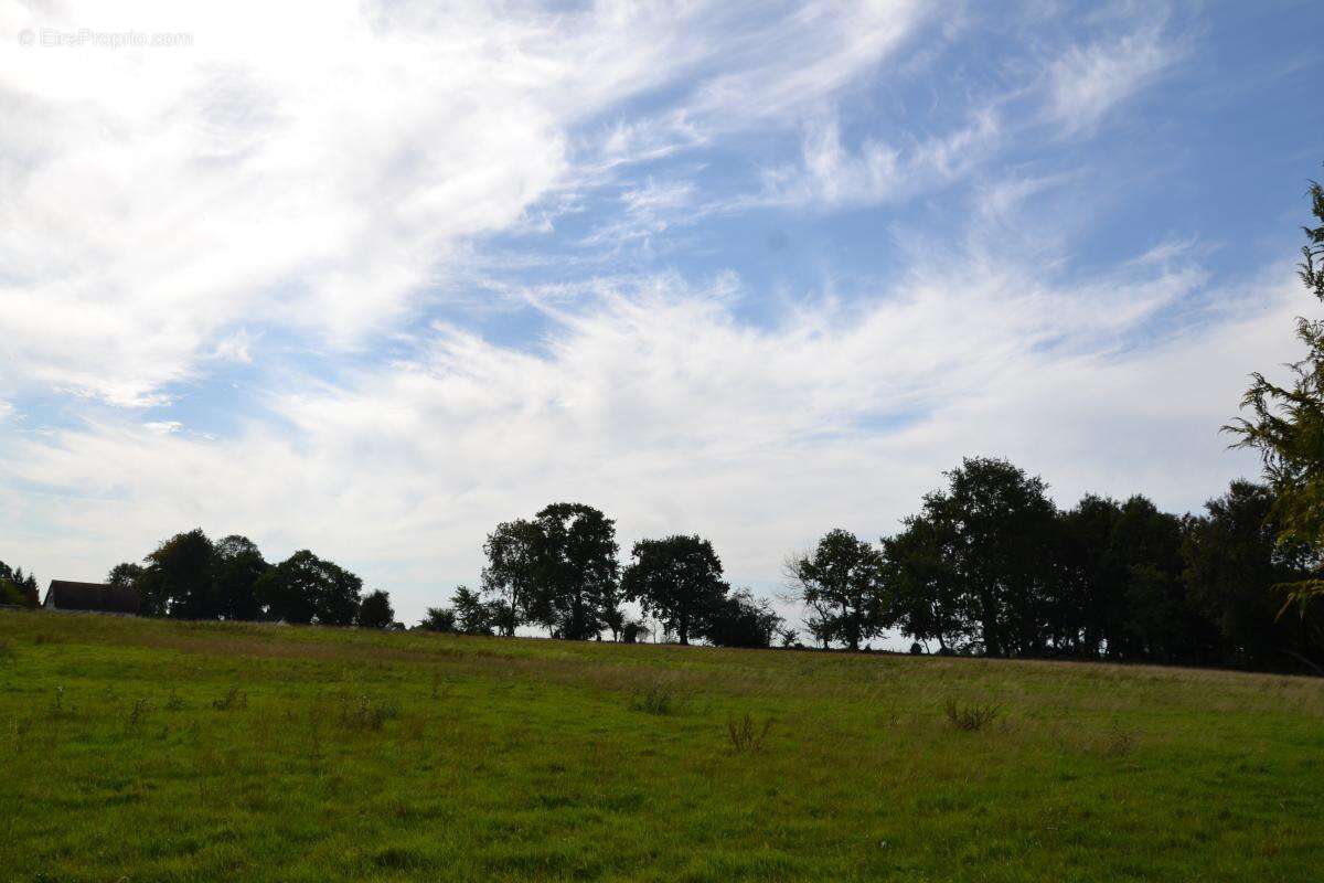 Maison à AVREMESNIL