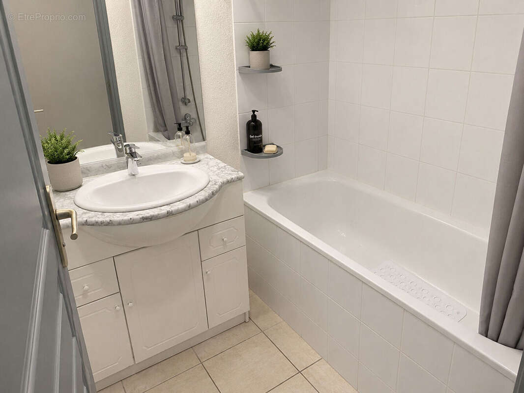 Appartement Carcassonne 3 pièce(s) 61.72 m2 - photo 6