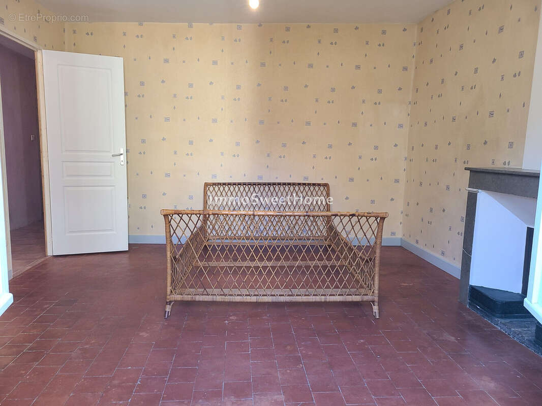 Maison à MIRABEL-AUX-BARONNIES