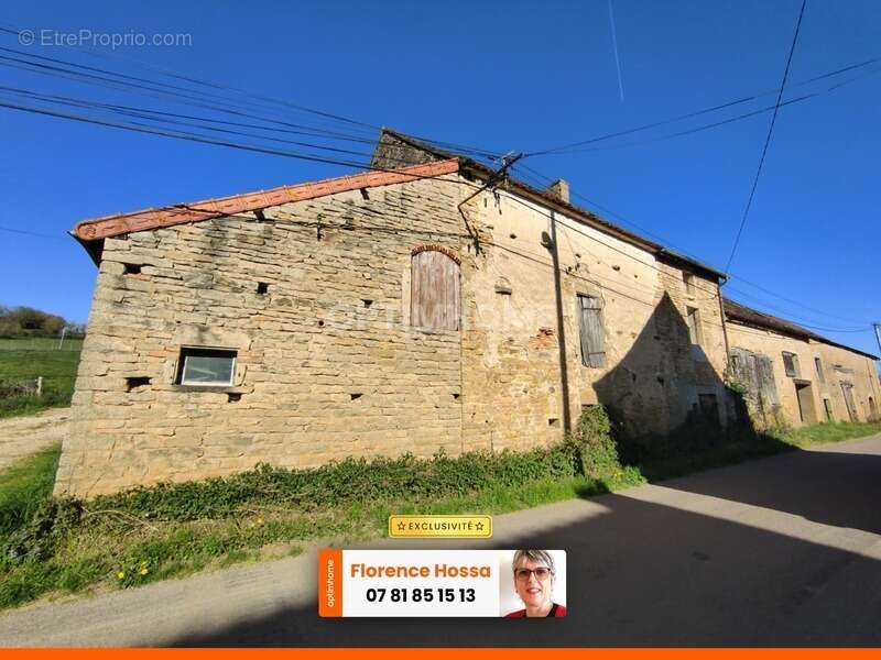 Maison à GENOUILLY