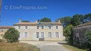 Maison à SAINT-ROMAIN-DE-BENET