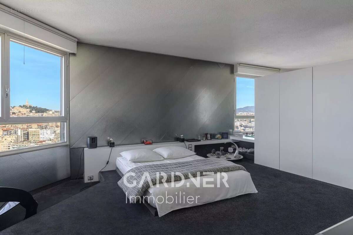 Appartement à MARSEILLE-8E