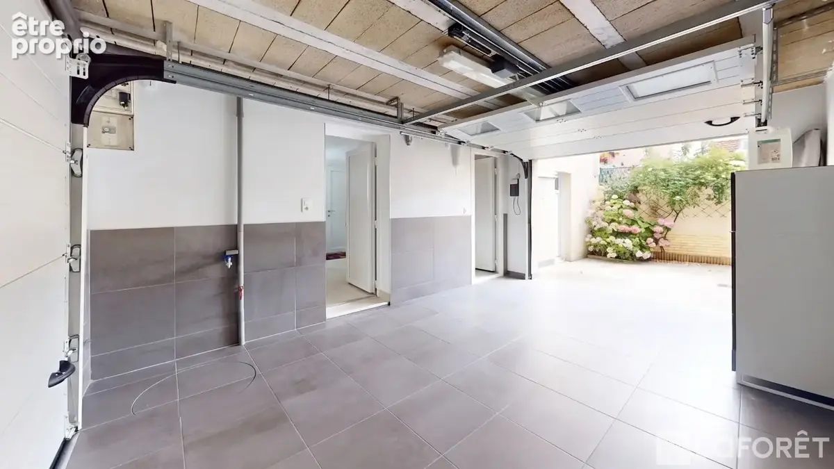 A vendre, Maison de Ville secteur Luton Av de Laon, 3 chambres, cour et deux garages - photo 11