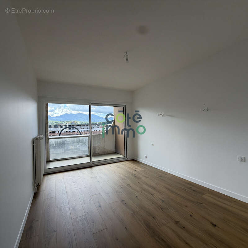 A vendre thonon centre ville appartement t3 entierement renove avec vue sur le lac - photo 9