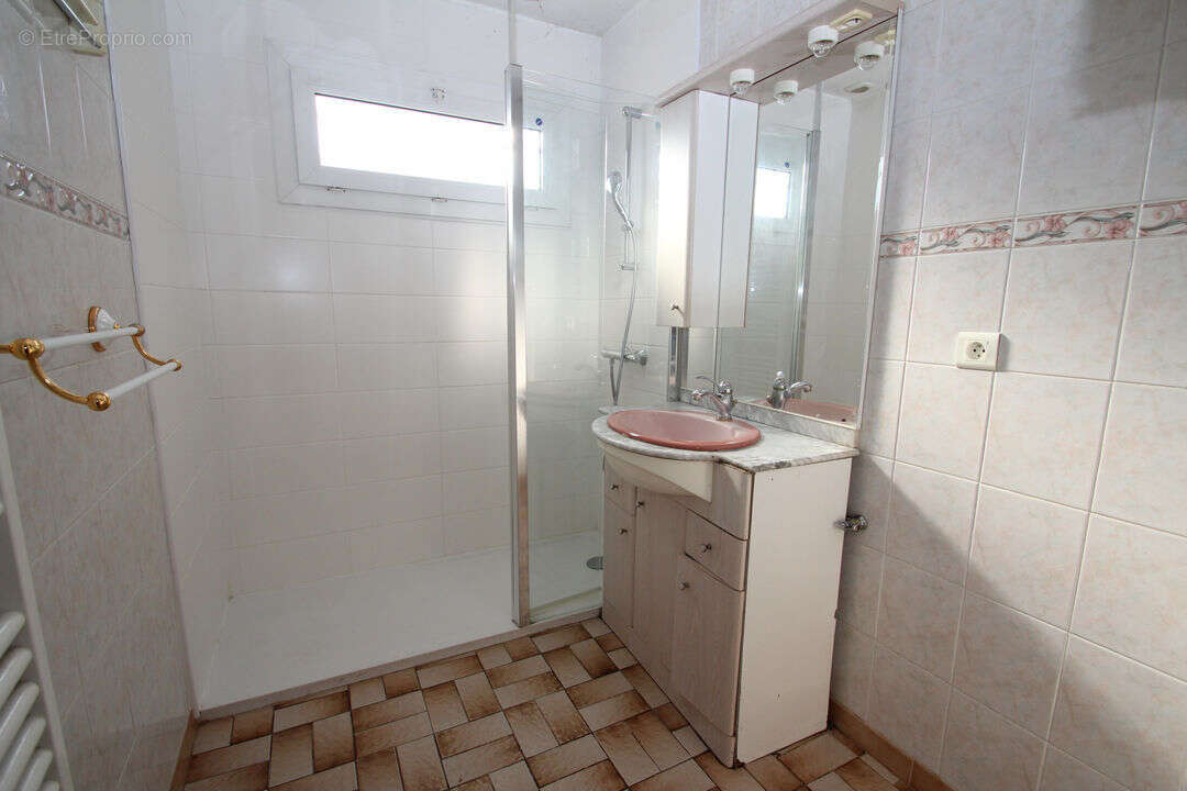 Maison à SAINT-LEGER-DES-VIGNES