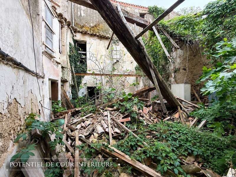 Ancien château de névian (ve – xviiie siècle) - photo 11