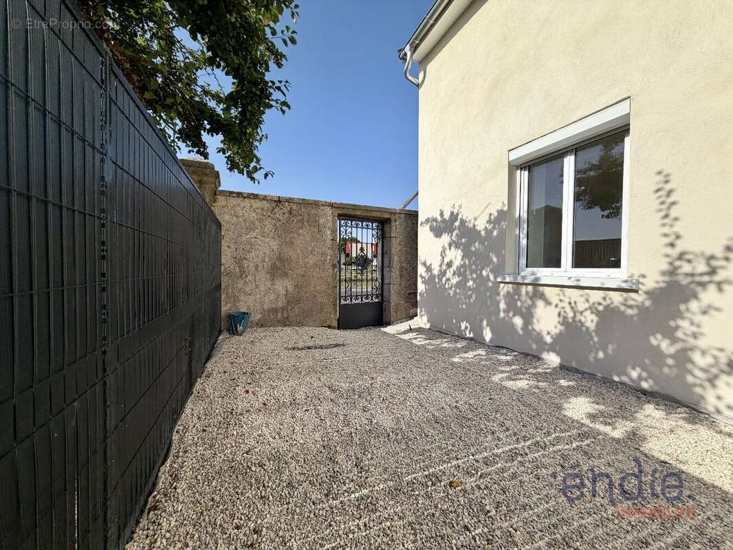 Appartement à GRAY