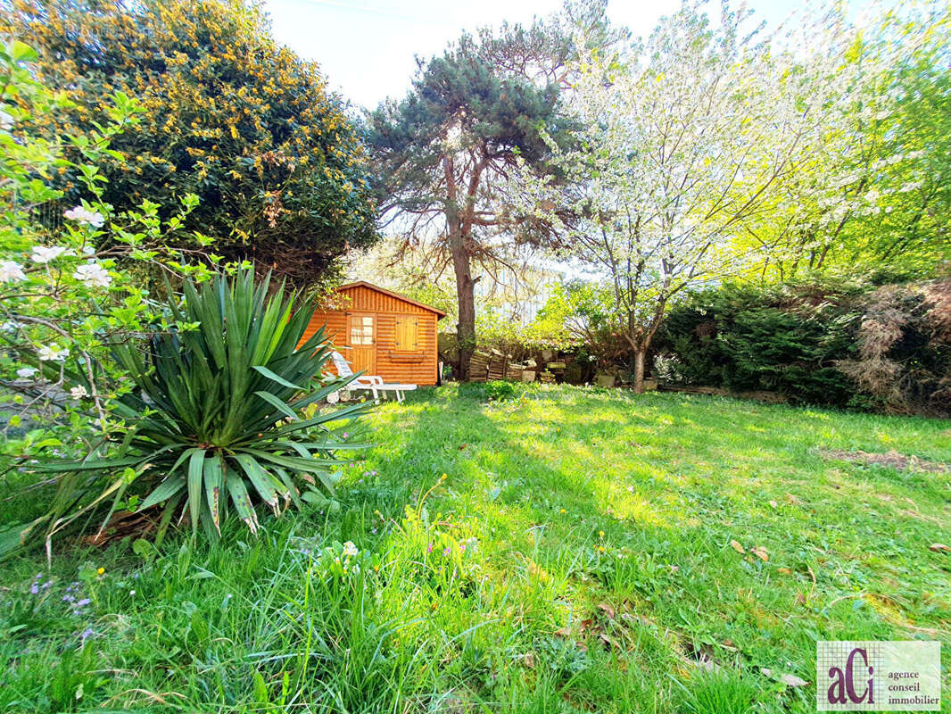 Maison à L&#039;HAY-LES-ROSES