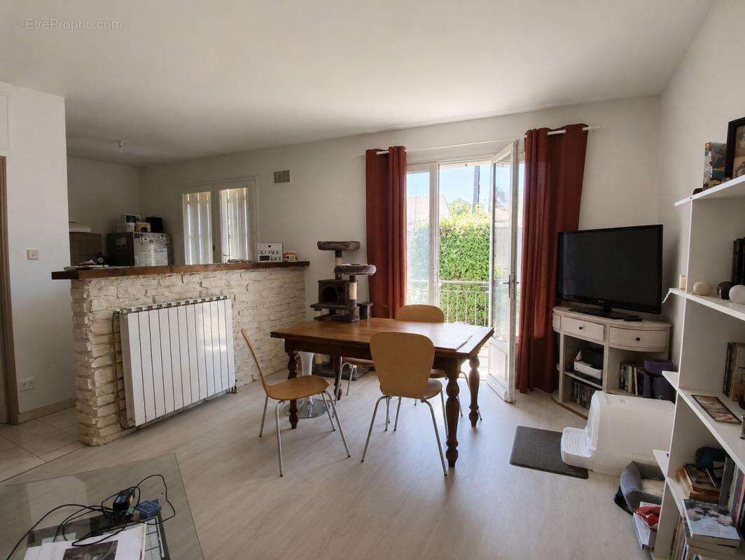 Appartement rez-de-chassée T2-  proche Gare Angoulême - photo 3