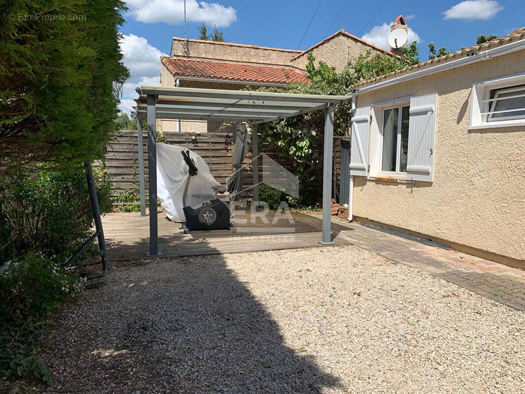 Maison à ROQUEFORT-LA-BEDOULE