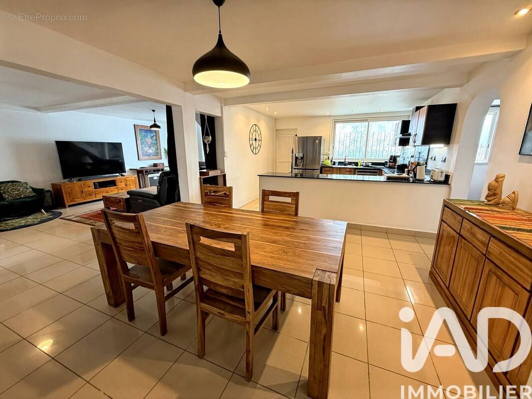 Photo 1 - Maison à LE TAMPON