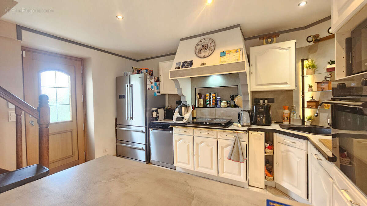 Maison à SAINT-MALO-DE-GUERSAC