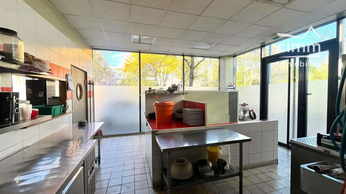 Autre à SEYSSINET-PARISET