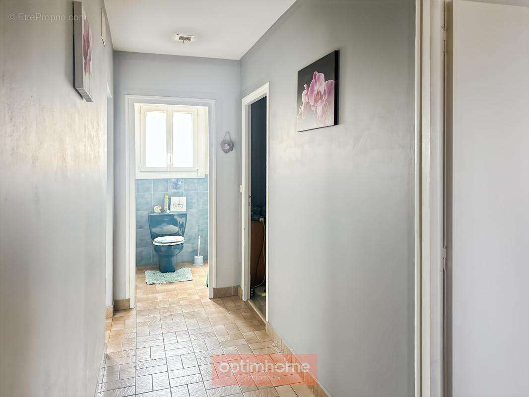 Maison plain-pied 125 M2 habitables, sur sous sol total, proximité tous commerces - photo 21