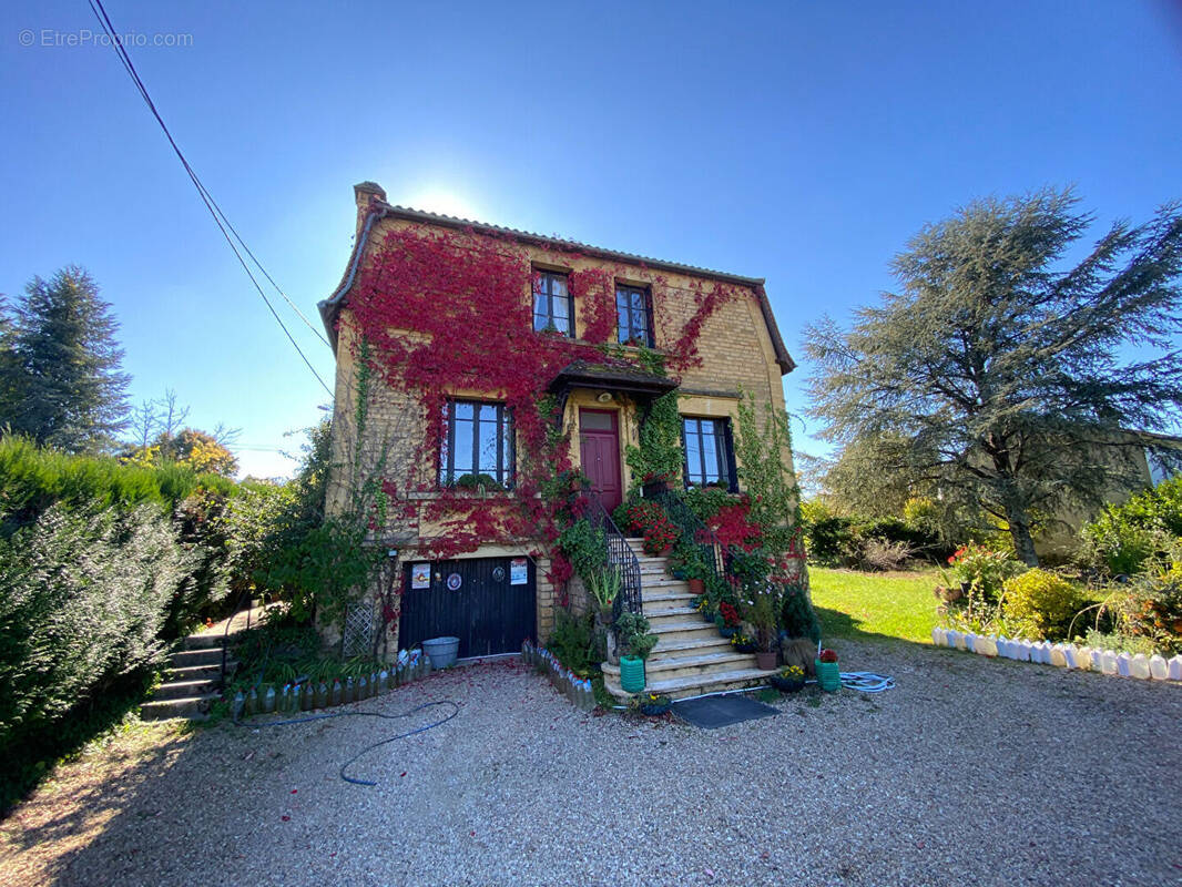 Maison à SARLAT-LA-CANEDA