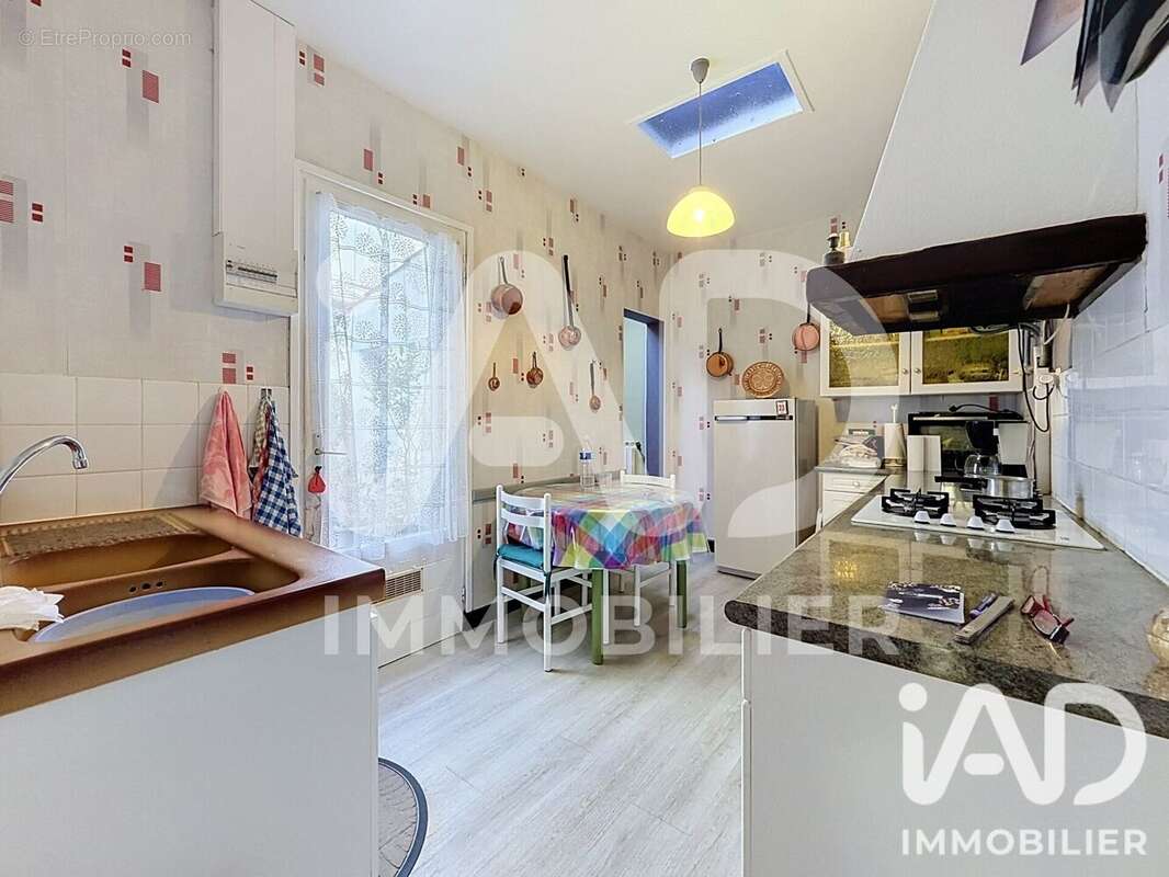 Maison 114 m² à La Rochelle  - photo 5