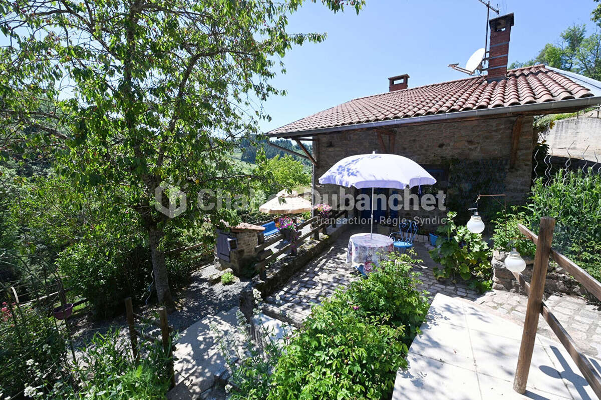 Maison 130 m² à Sainte-Colombe-Sur-Gand  - photo 2