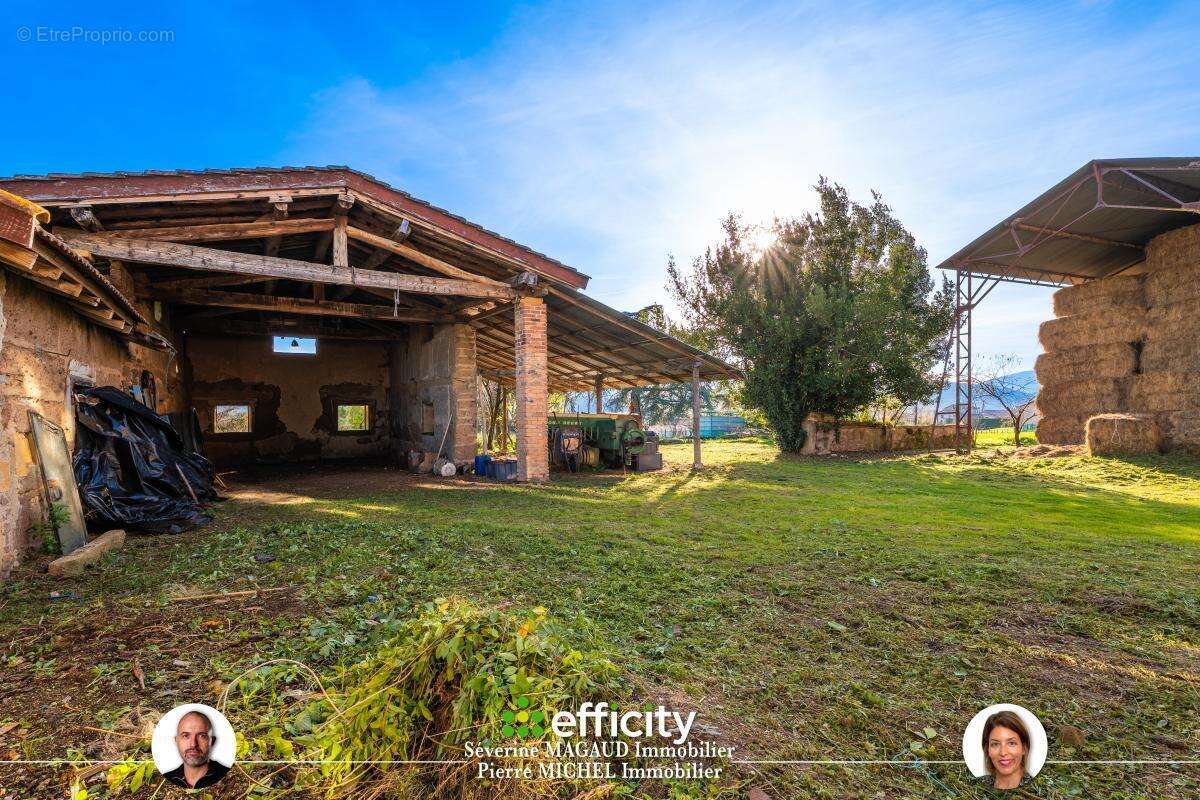 Maison à PONTCHARRA-SUR-TURDINE