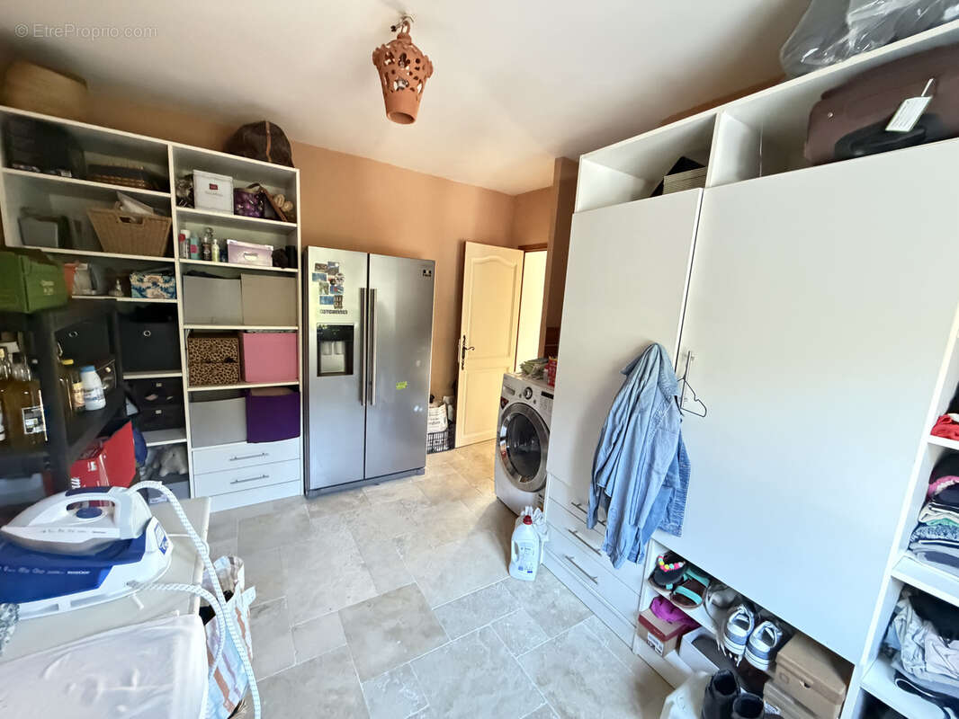 Maison à VILLECROZE