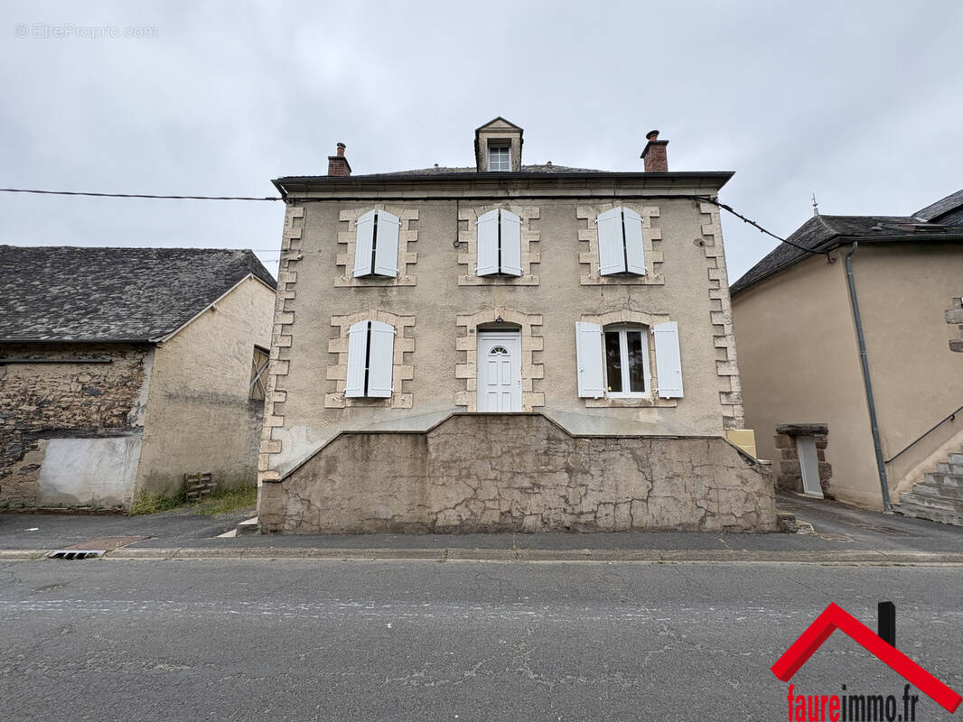 Appartement à ALLASSAC