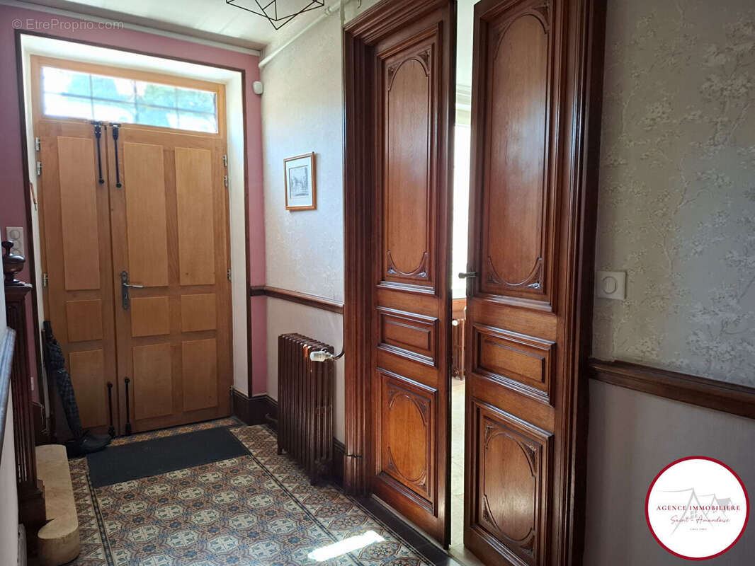 Maison à SAINT-AMAND-MONTROND