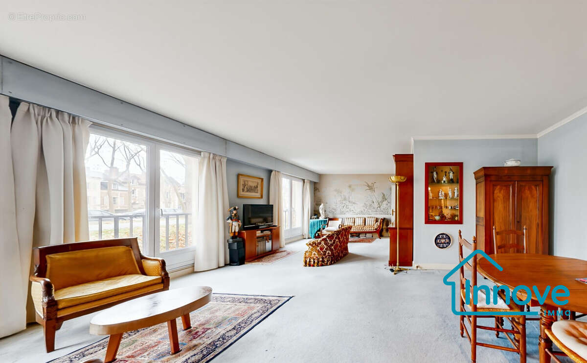 Appartement à VERSAILLES