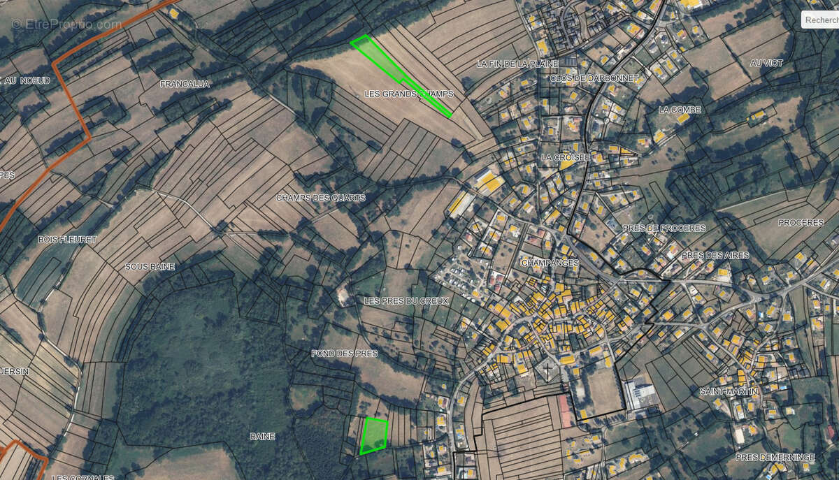 Terrain à CHAMPANGES