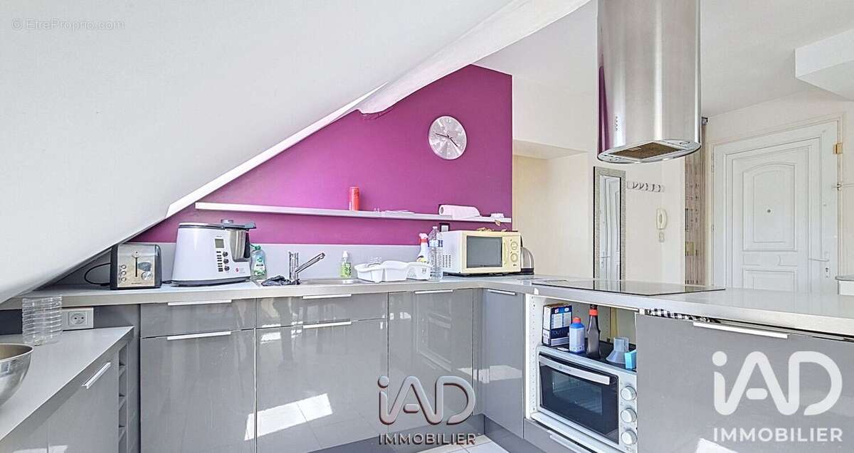 Appartement 58 m² à Arpajon  - photo 4