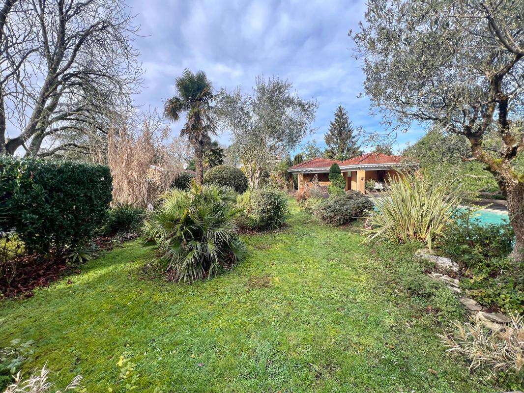 Maison à AMBARES-ET-LAGRAVE