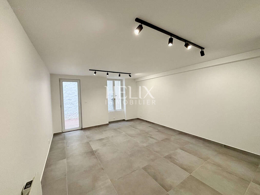 Commerce à SAINT-GERMAIN-EN-LAYE