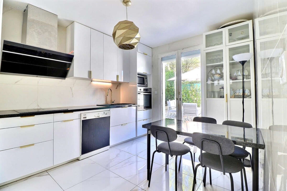 Maison à SAINT-GERMAIN-EN-LAYE