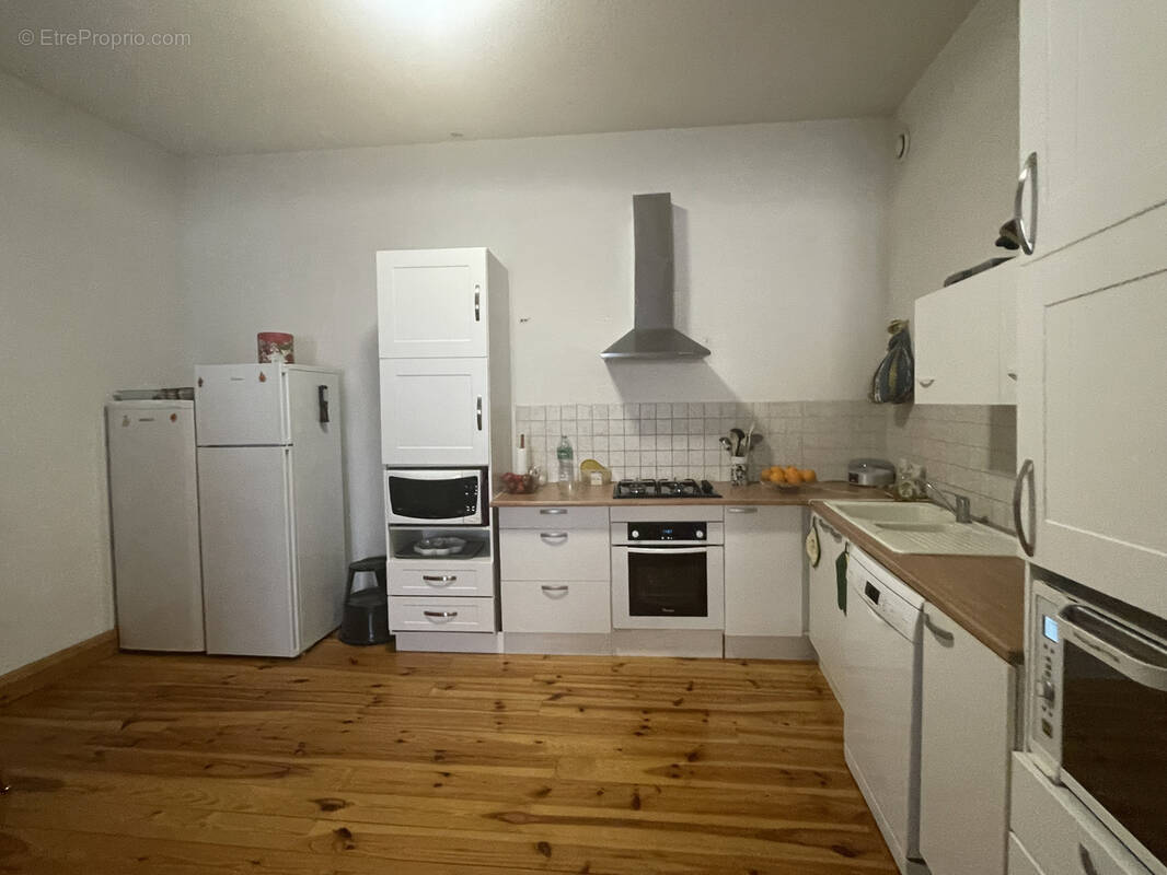 Appartement à SAUVIAN