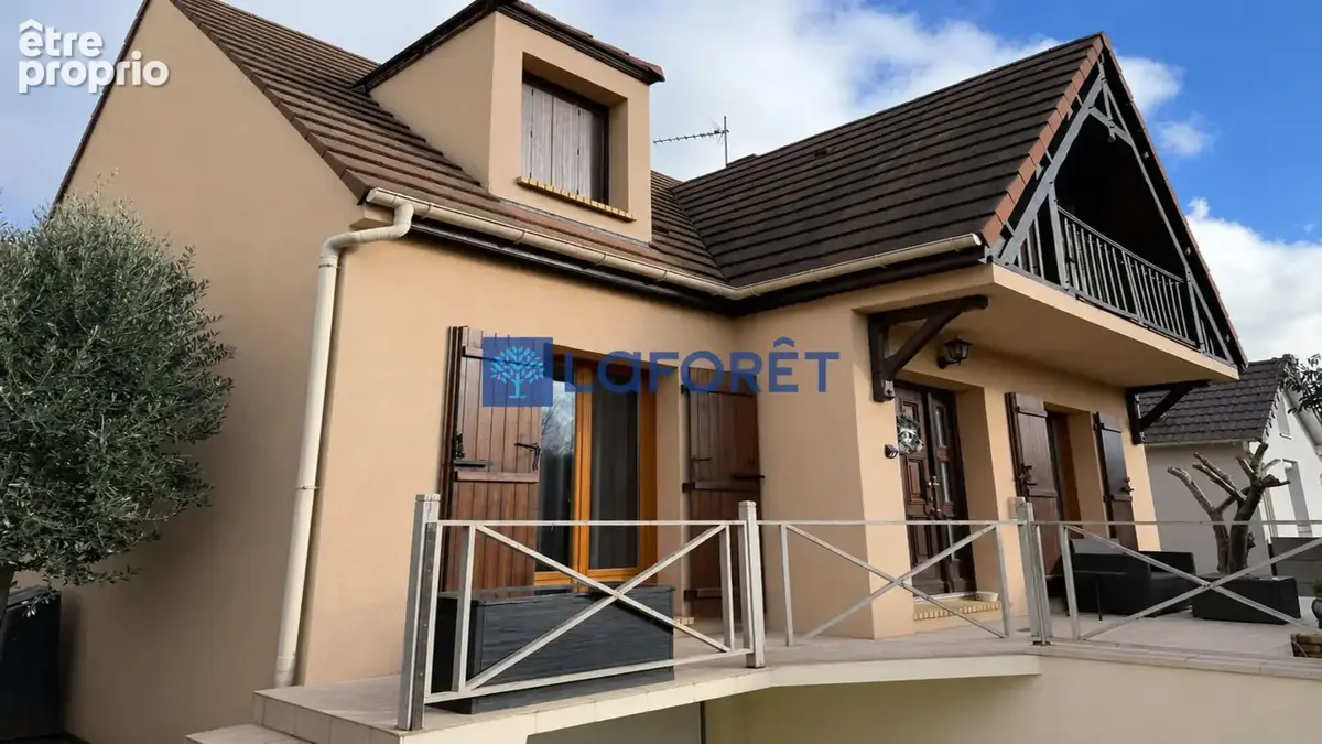 Maison 5 pièces 111 m² · à Athis-Mons · 111,5 m² · 450 000 €
