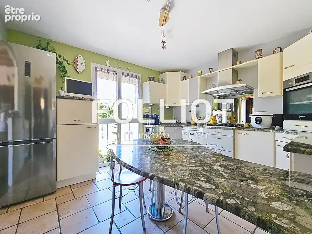 Au calme, Maison 6 pièces et 4 chambres à vendre à Douvres-la-Délivrande - Réf PB14382 - photo 8