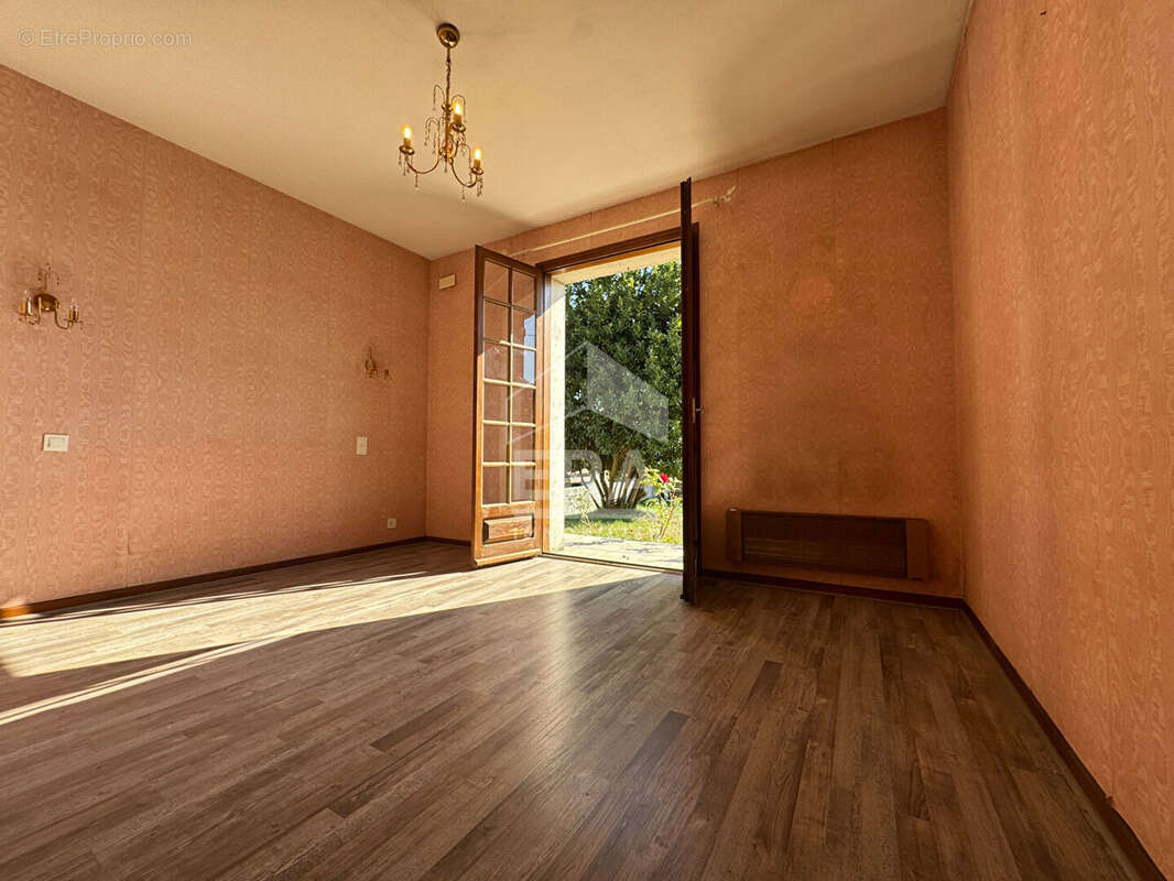 Maison à VIC-EN-BIGORRE