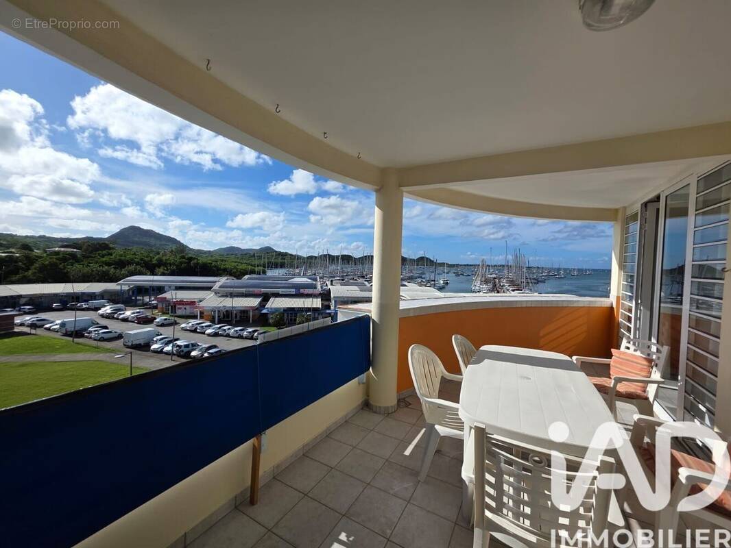 Photo 1 - Appartement à LE MARIN