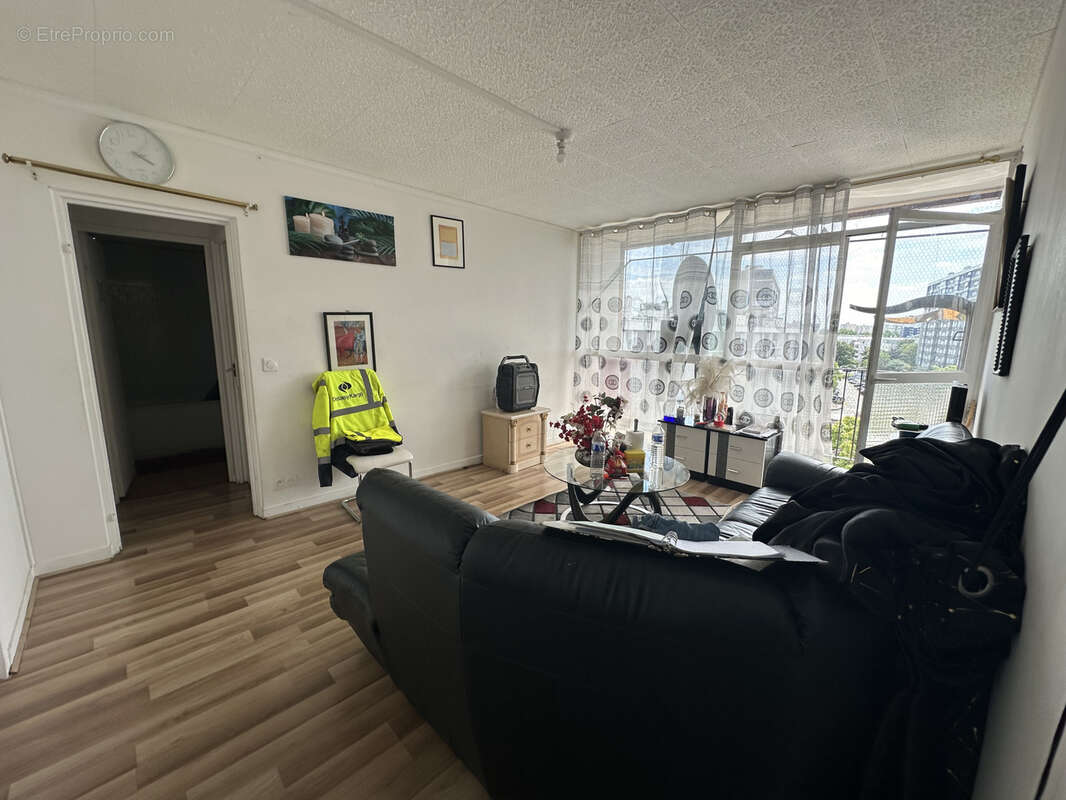 Appartement à GARGES-LES-GONESSE