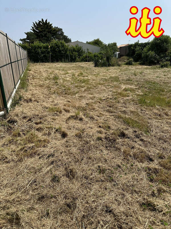 Terrain à OLONNE-SUR-MER